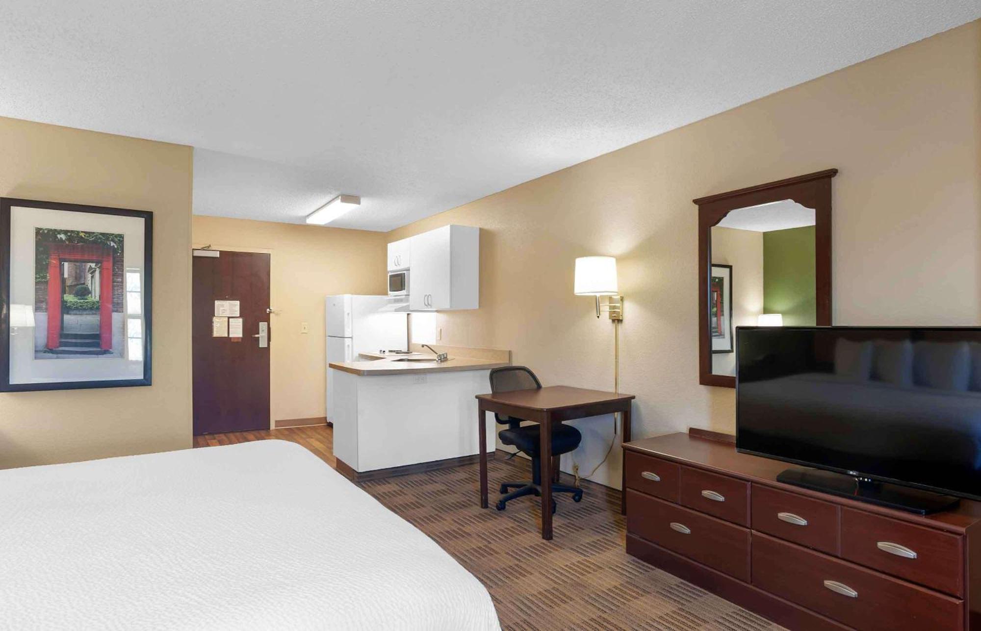 Extended Stay America Suites - Huntsville - Us Space And Rocket Center Bagian luar foto
