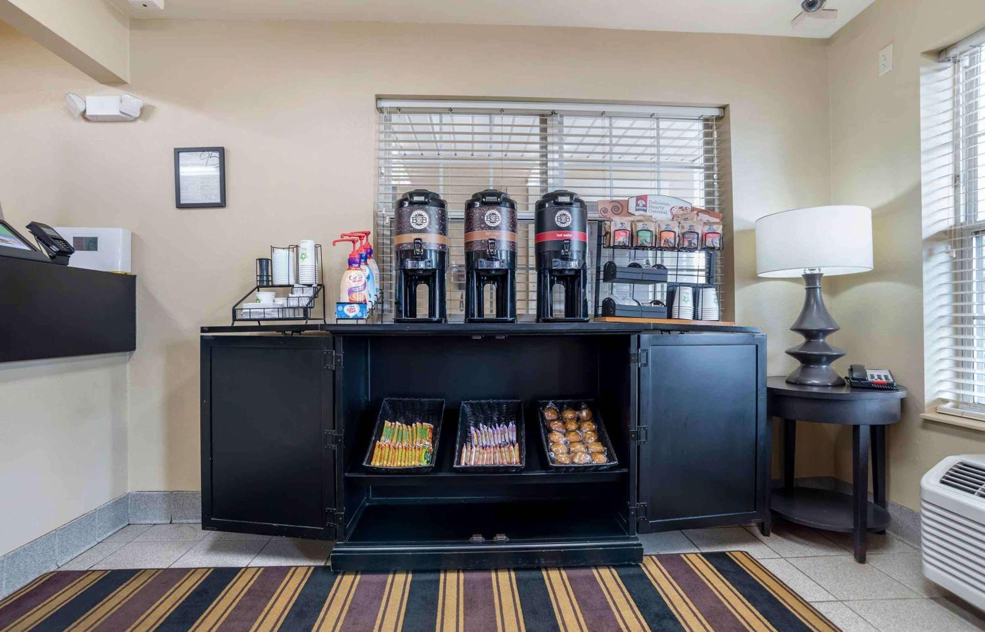 Extended Stay America Suites - Huntsville - Us Space And Rocket Center Bagian luar foto